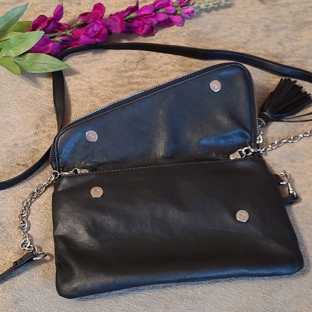 Crossbody Bag - Like NEW - Picture 3 of 15